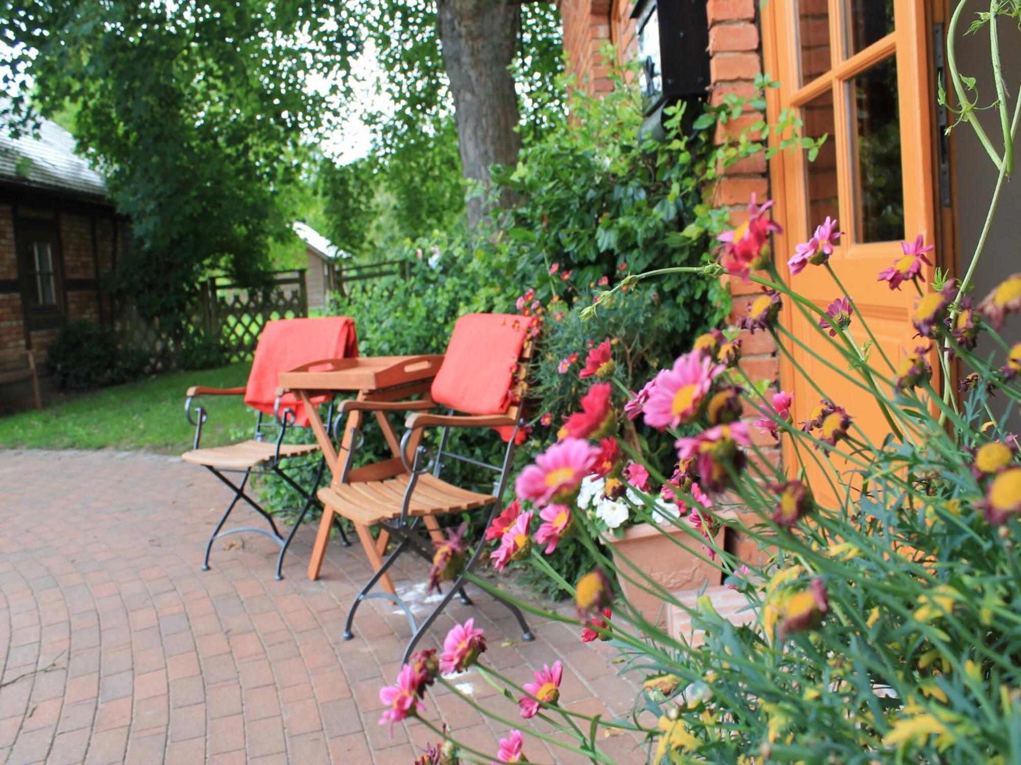 Mansion In Gressow With Terrace Garden Bbq Pond Bicycles Villa ภายนอก รูปภาพ